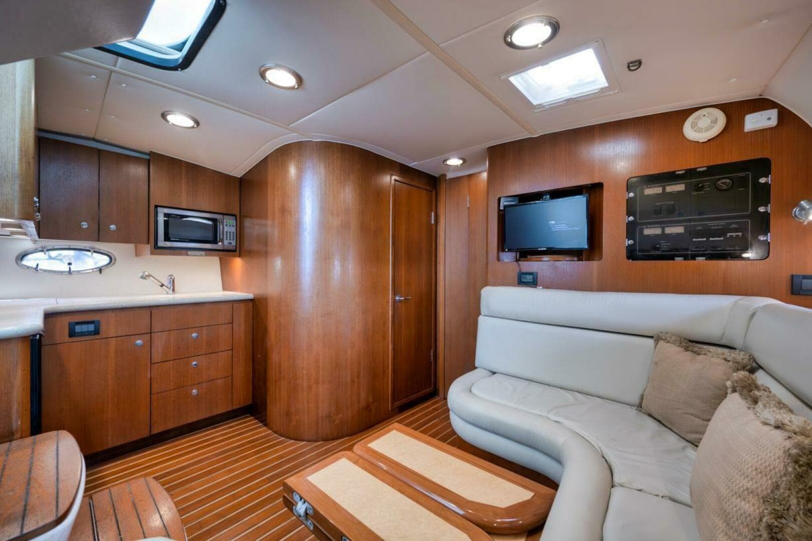 2004 Tiara Yachts 38 Open