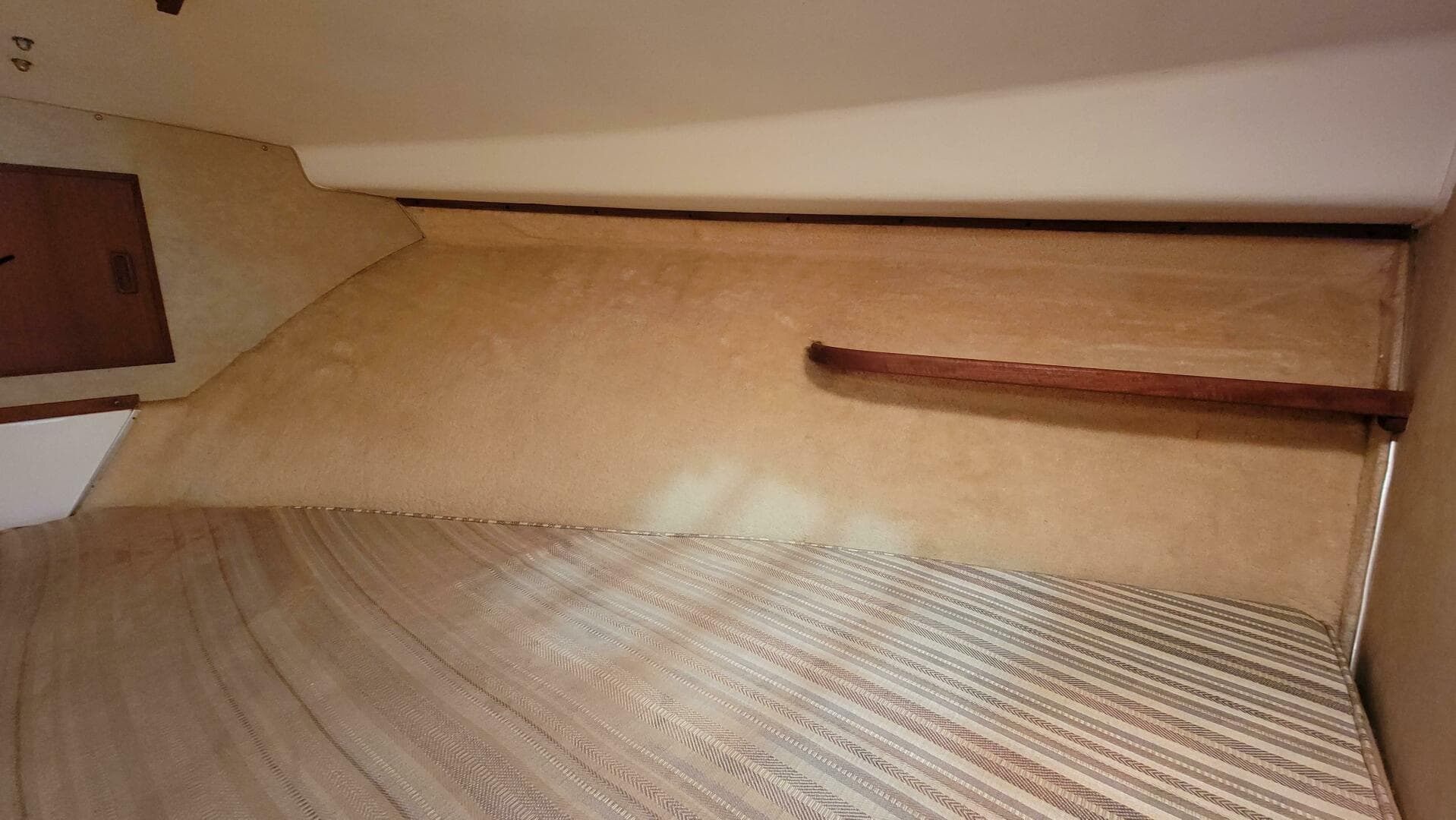 1983 Bertram 33 Flybridge Cruiser