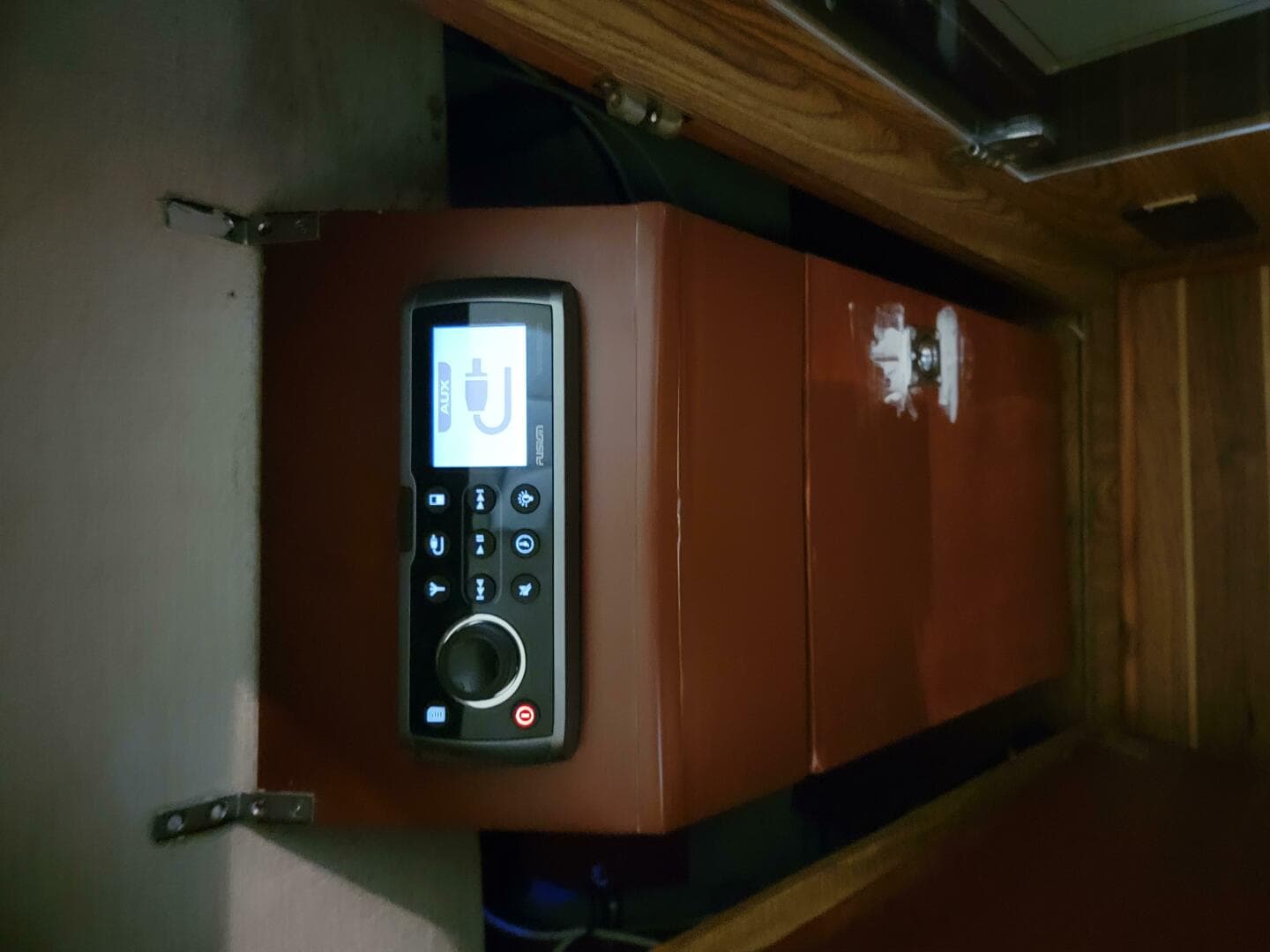 1983 Bertram 33 Flybridge Cruiser