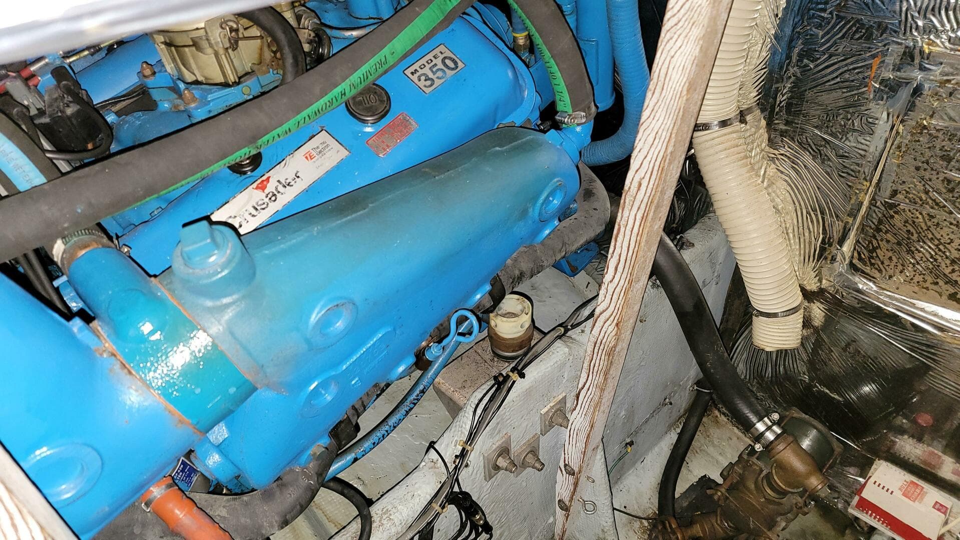 1983 Bertram 33 Flybridge Cruiser