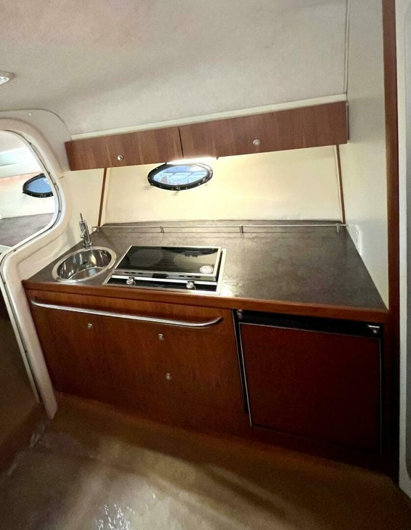 1988 Tiara Sport 310 Sport Cruiser