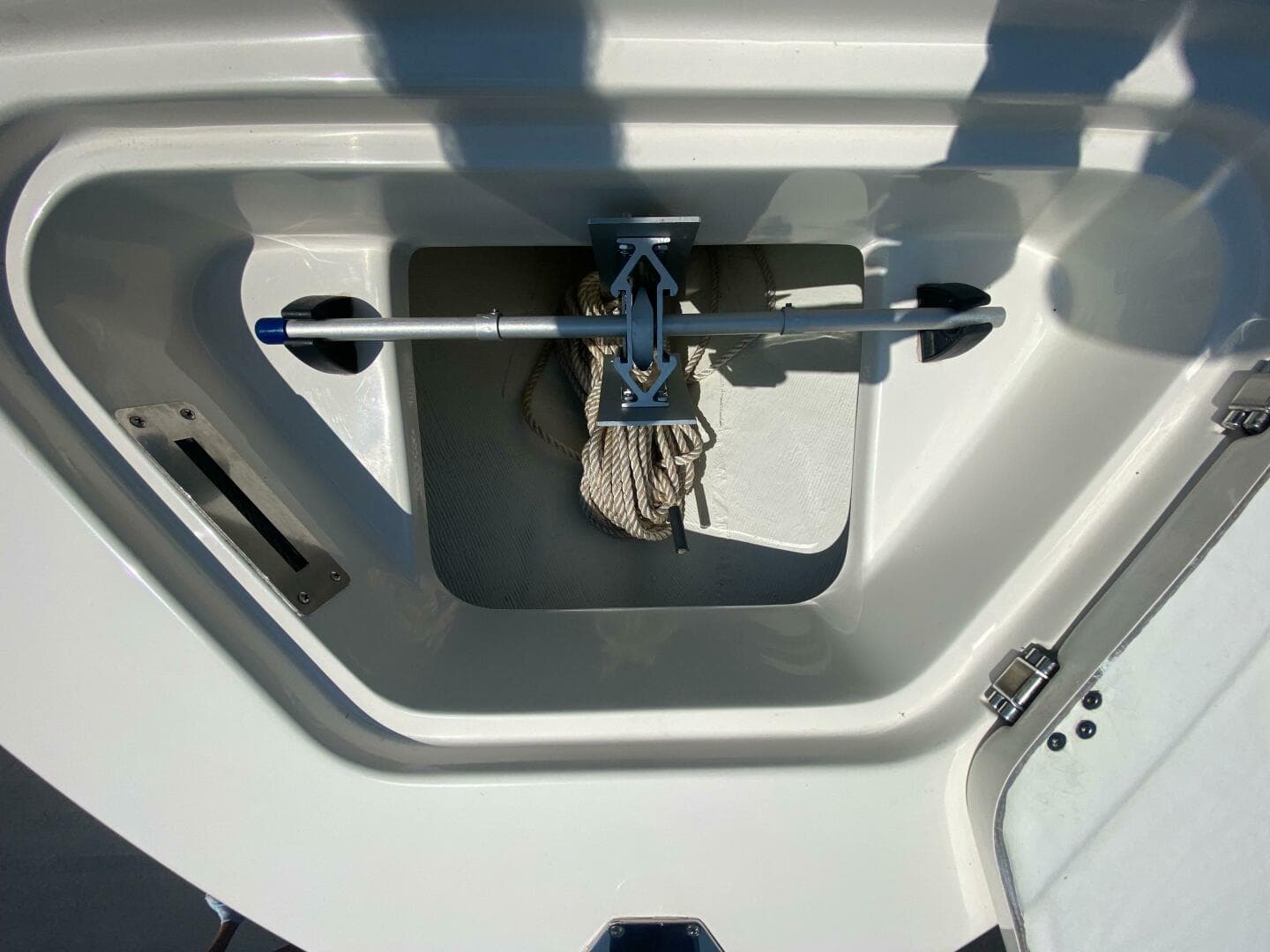 2022 Sailfish 220 Center Console