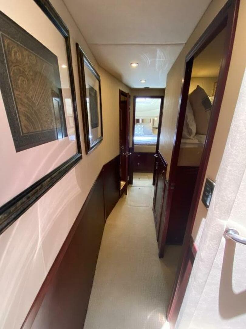 2006 Sea Ray 58 Sedan Bridge