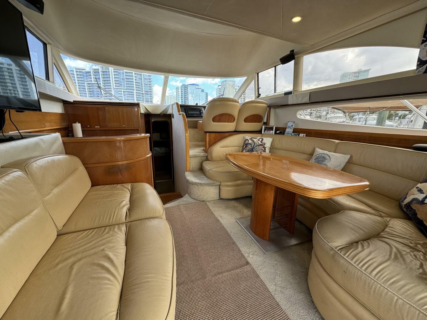 2001 Viking Princess 45 Flybridge