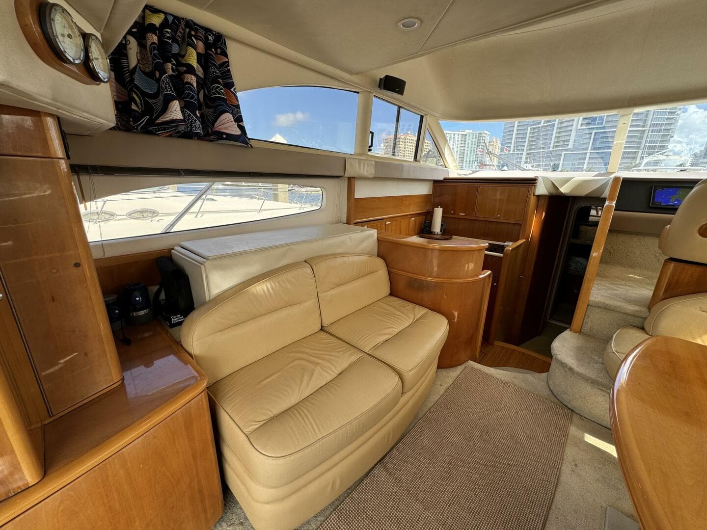2001 Viking Princess 45 Flybridge