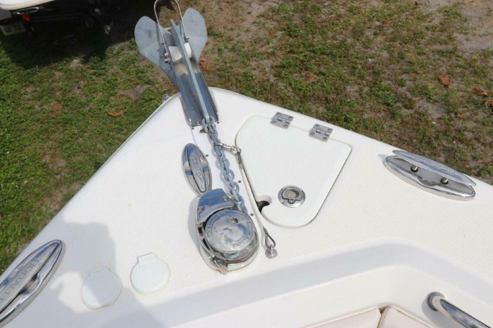 2017 Robalo R260 Center Console
