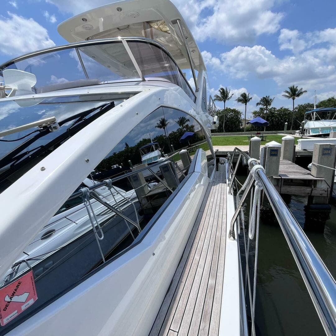 2015 Azimut 50 fly