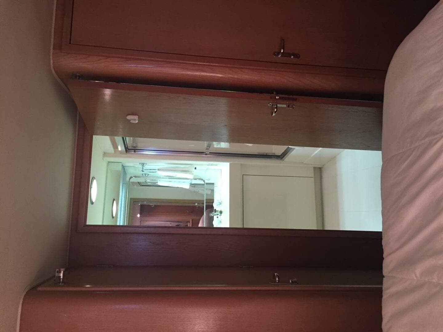 1994 Hatteras 70 Cockpit Motor Yacht