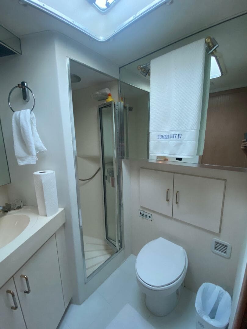 1994 Hatteras 70 Cockpit Motor Yacht