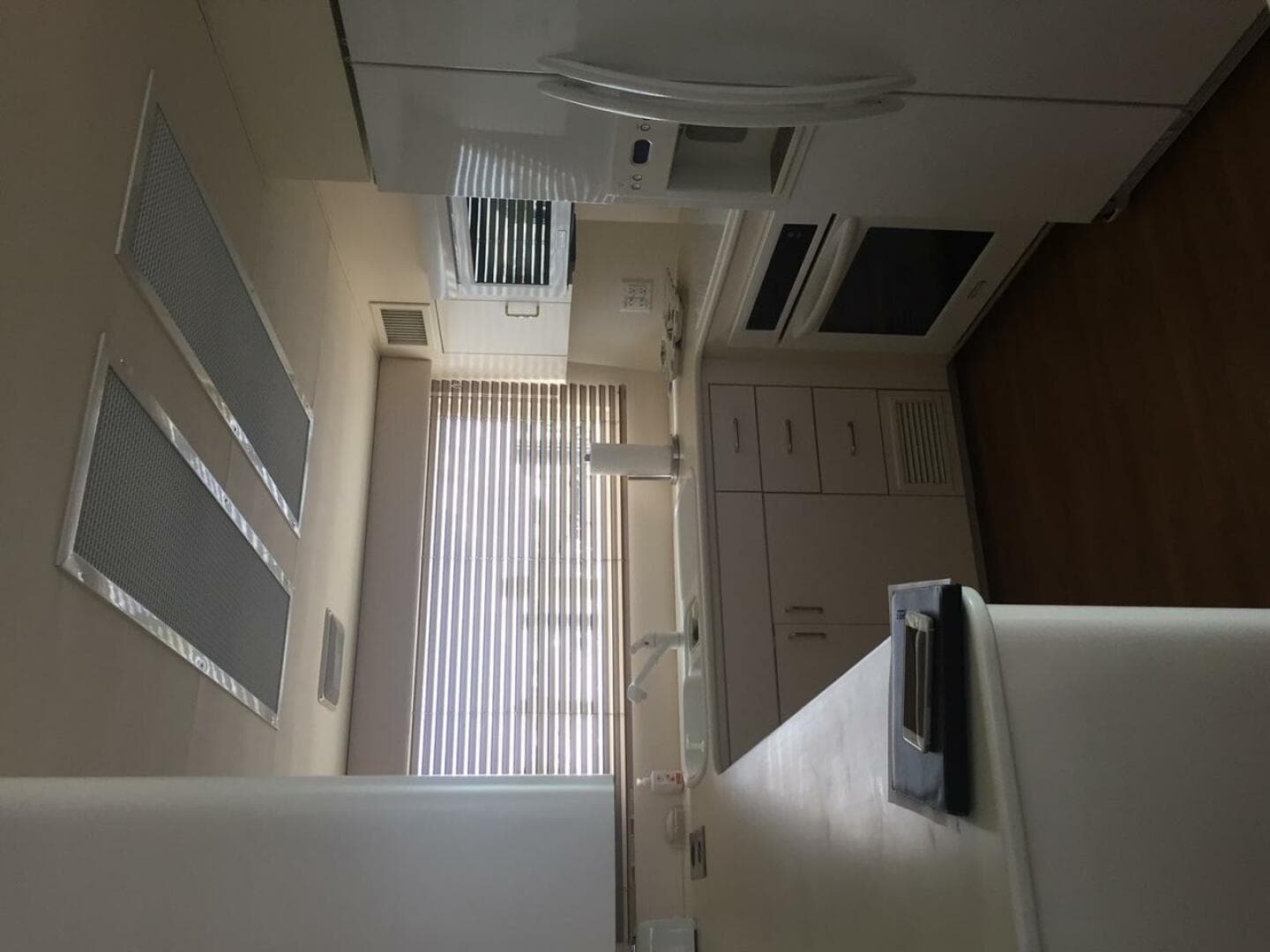 1994 Hatteras 70 Cockpit Motor Yacht