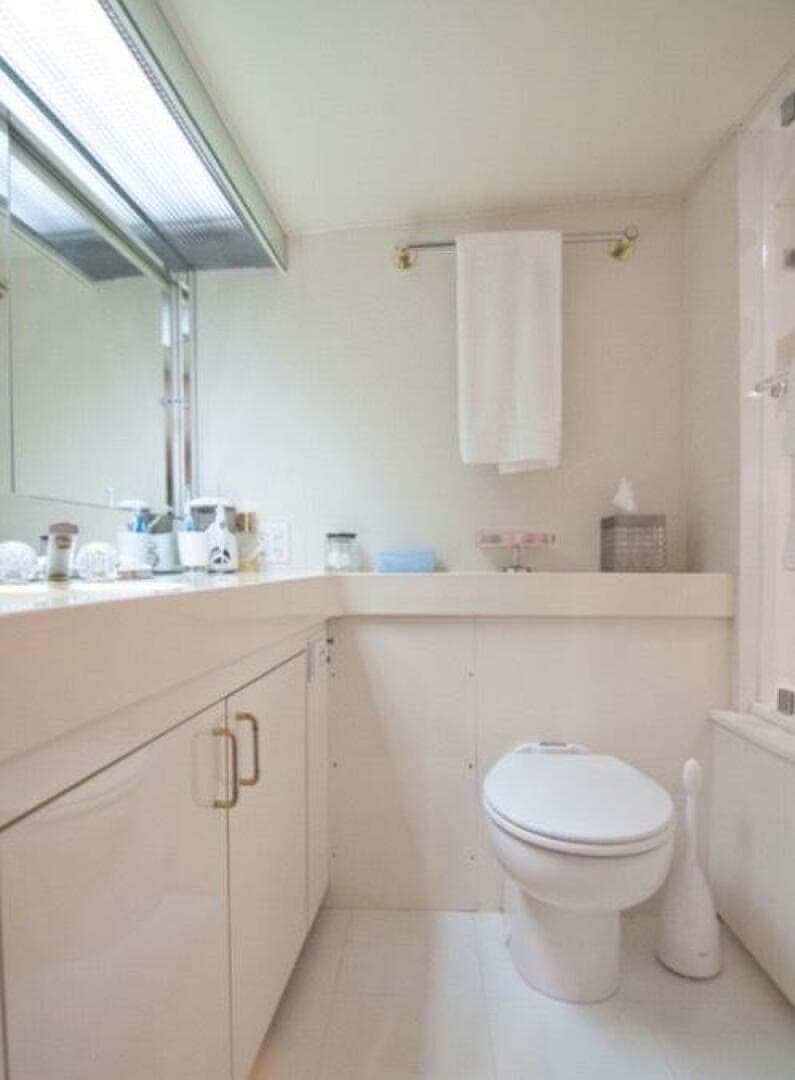 1994 Hatteras 70 Cockpit Motor Yacht