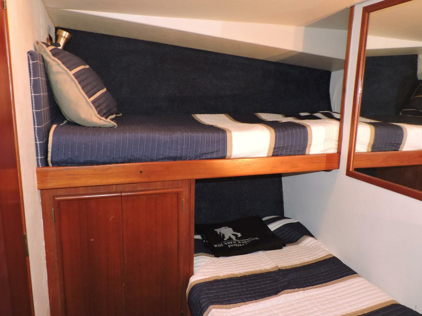 48 Guest Cabin