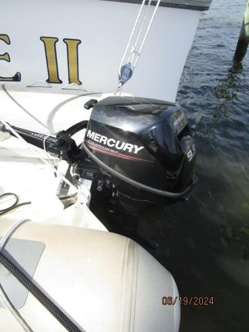 40' Mainship tender outboard