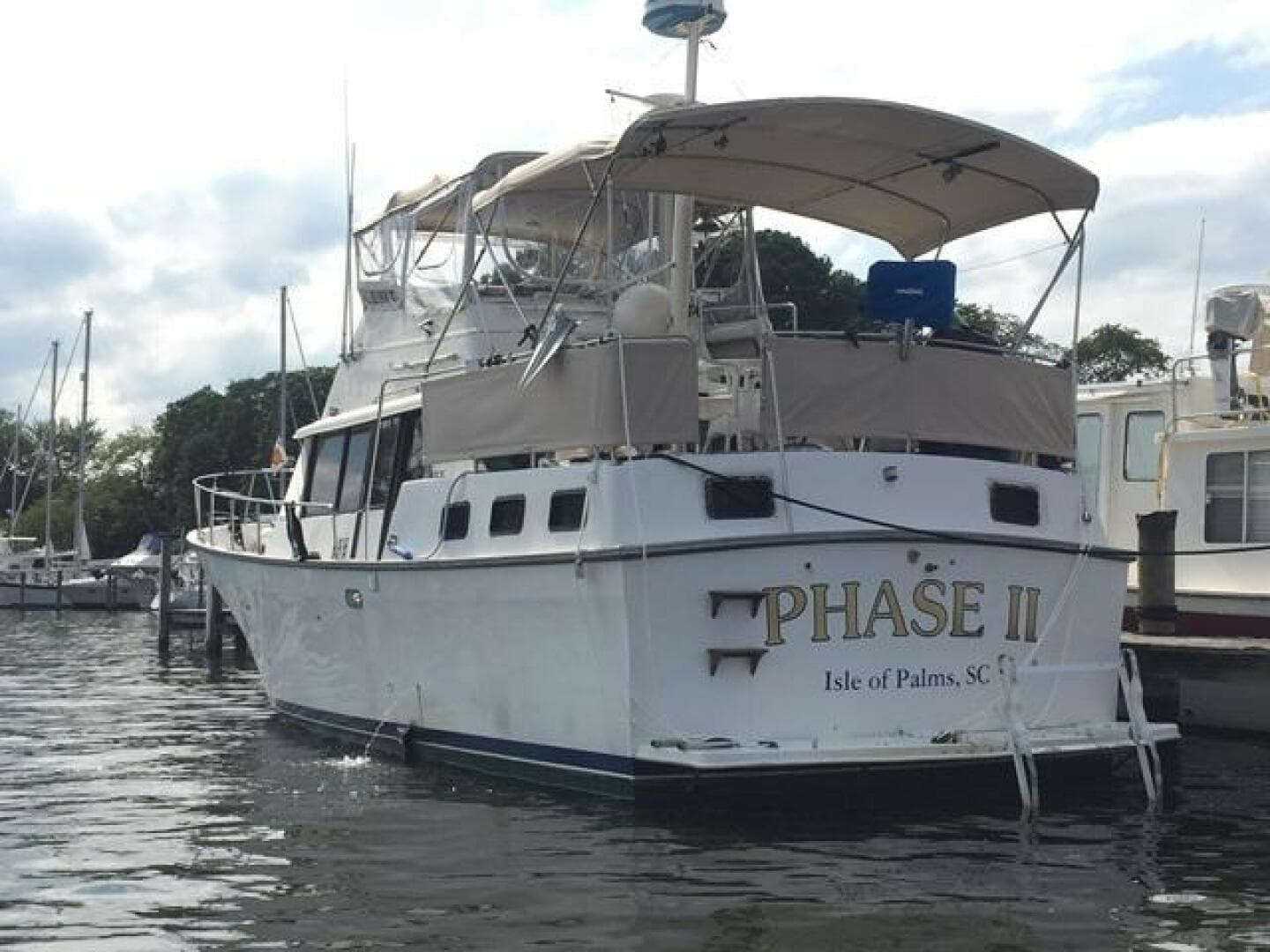 40' Mainship port aft profile2