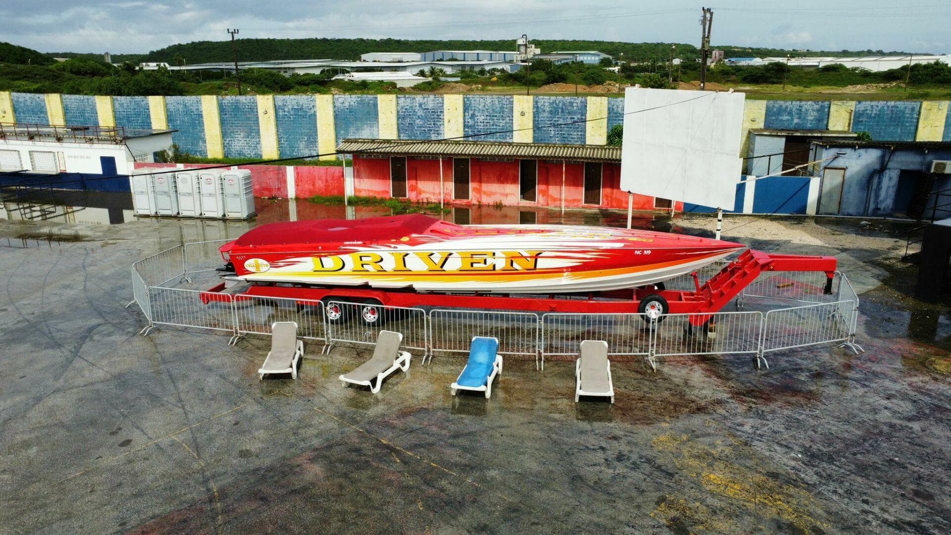 2002 Cigarette Rough Rider