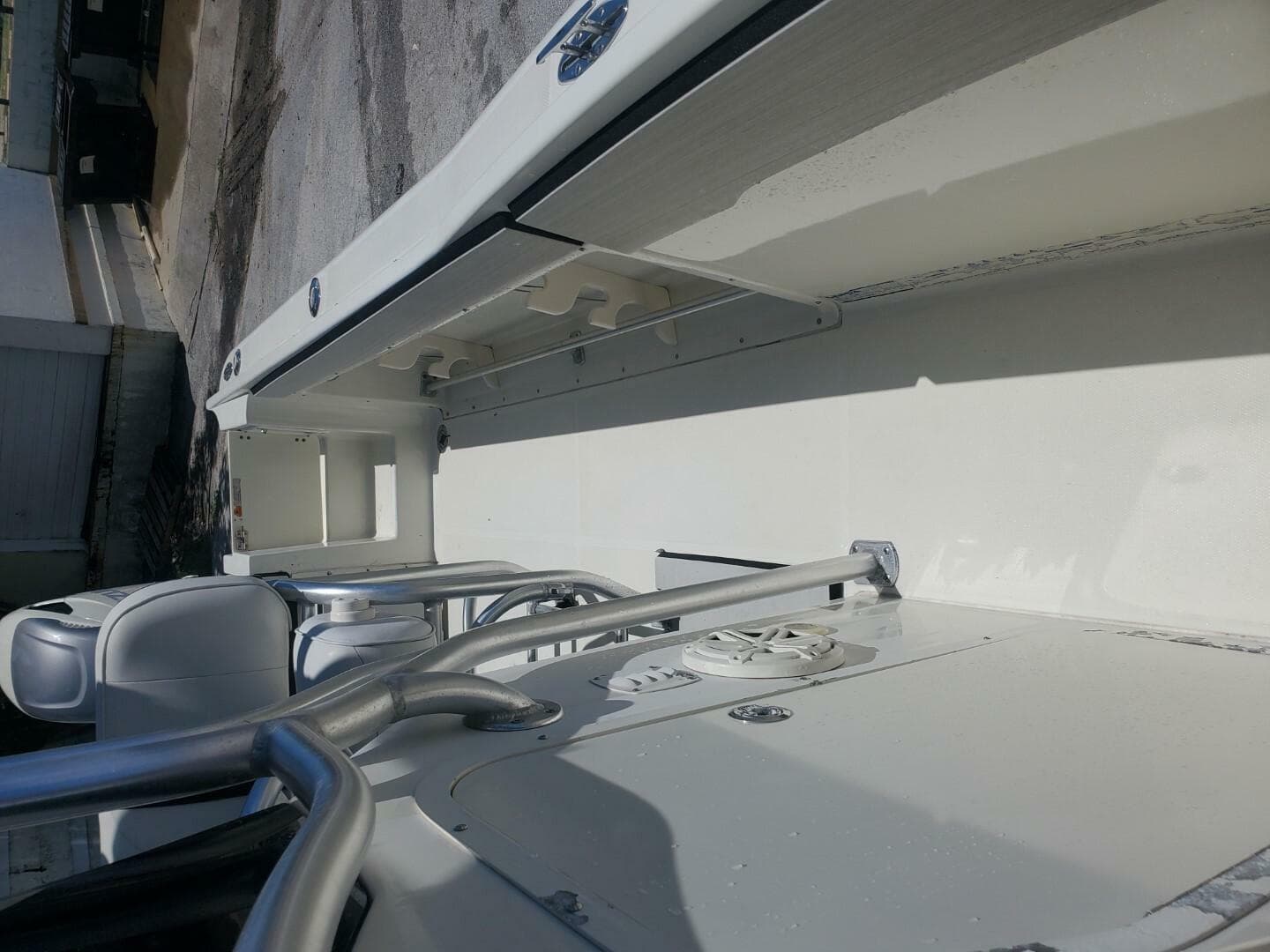 2003 Hydra-Sports 2400 Center Console