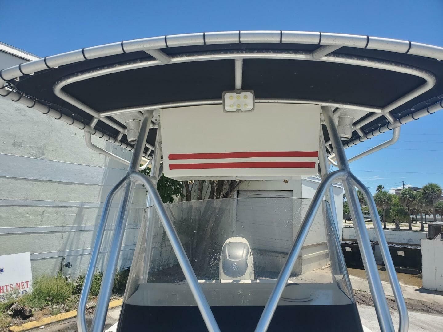 2003 Hydra-Sports 2400 Center Console