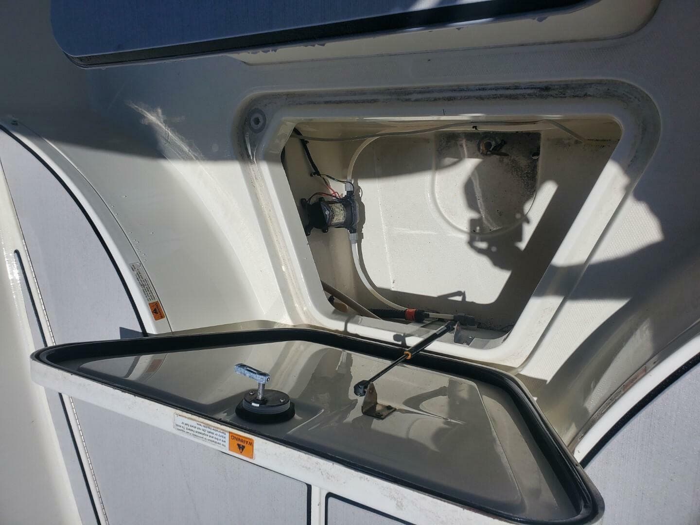 2003 Hydra-Sports 2400 Center Console