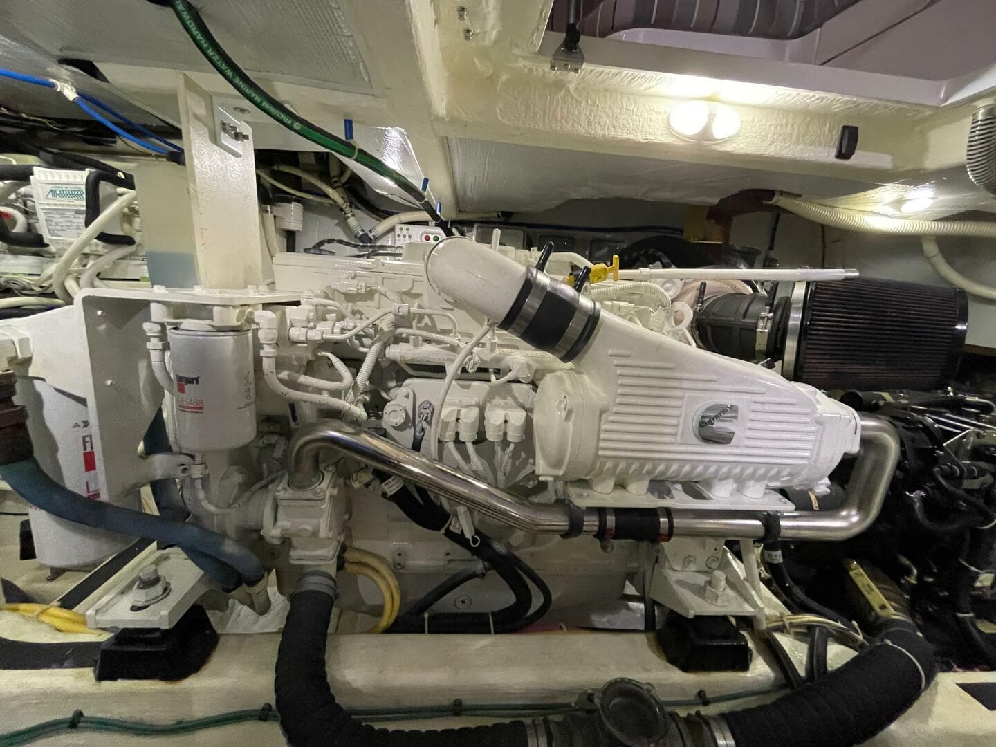 2016 Sabre 48 Salon Express