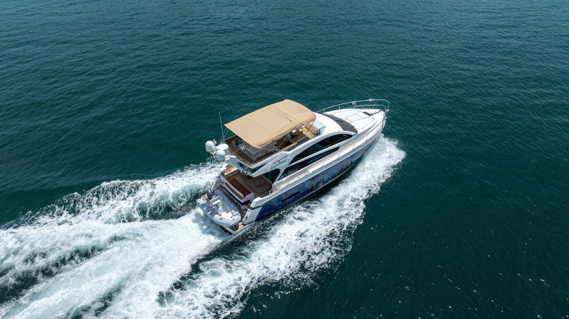 50  Fairline 2014 Cruiser "YOLO"