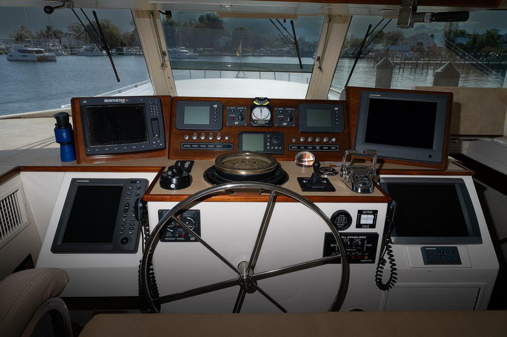 1969 Derecktor Hunt Motor Yacht