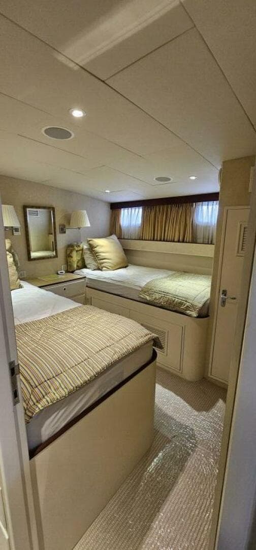 1969 Derecktor Hunt Motor Yacht