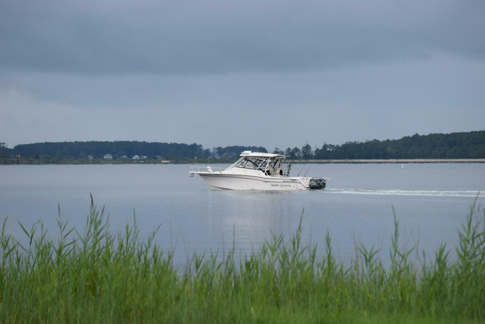 2016 Grady-White Express 330