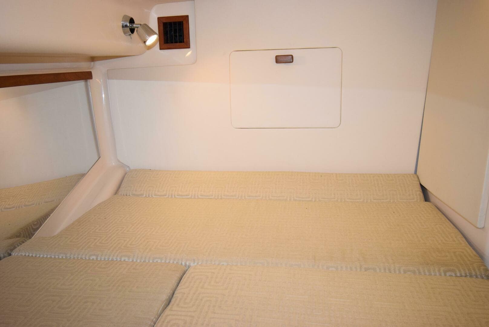 2016 Grady-White Express 330