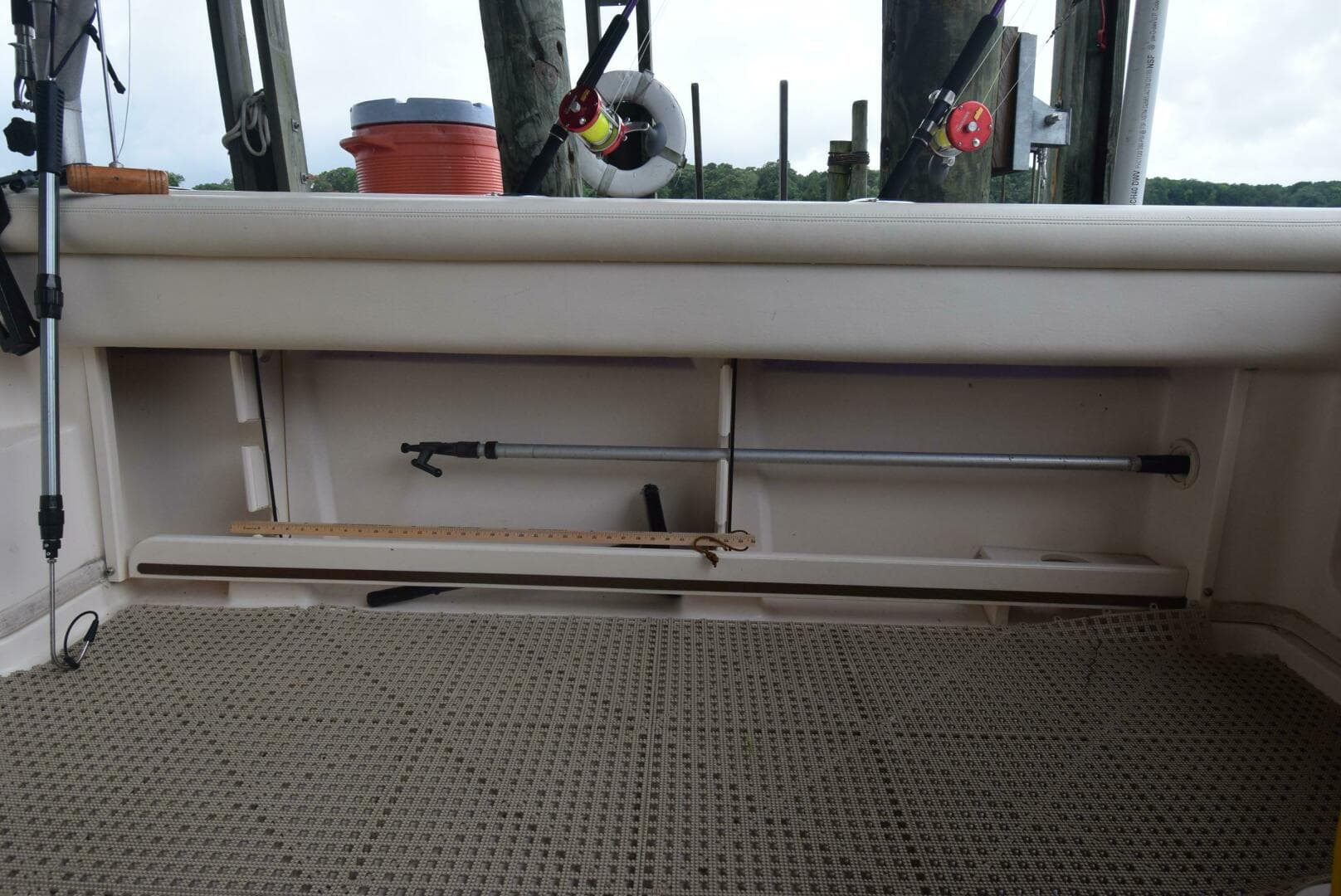 2016 Grady-White Express 330