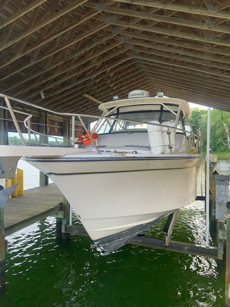 2016 Grady-White Express 330