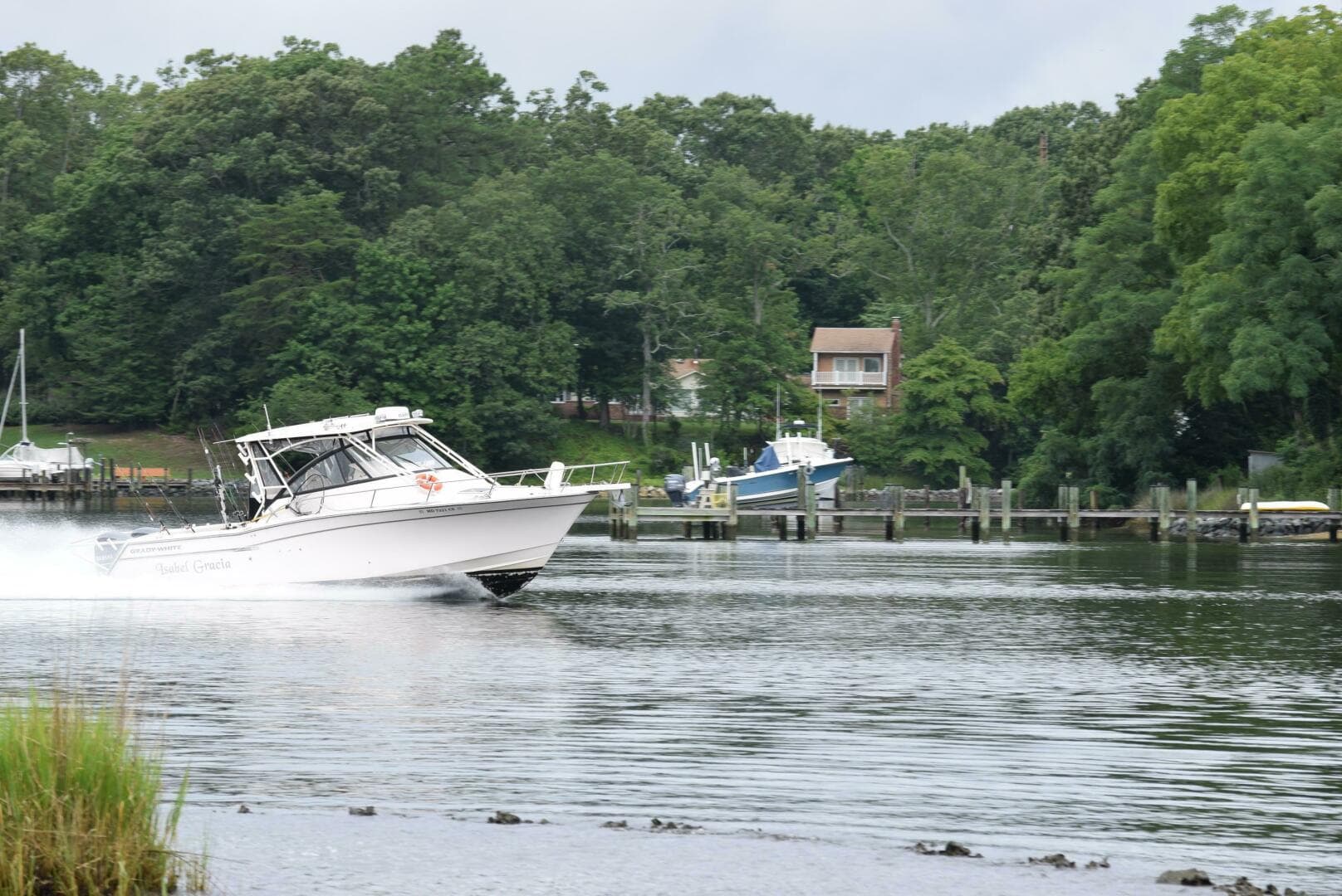 2016 Grady-White Express 330