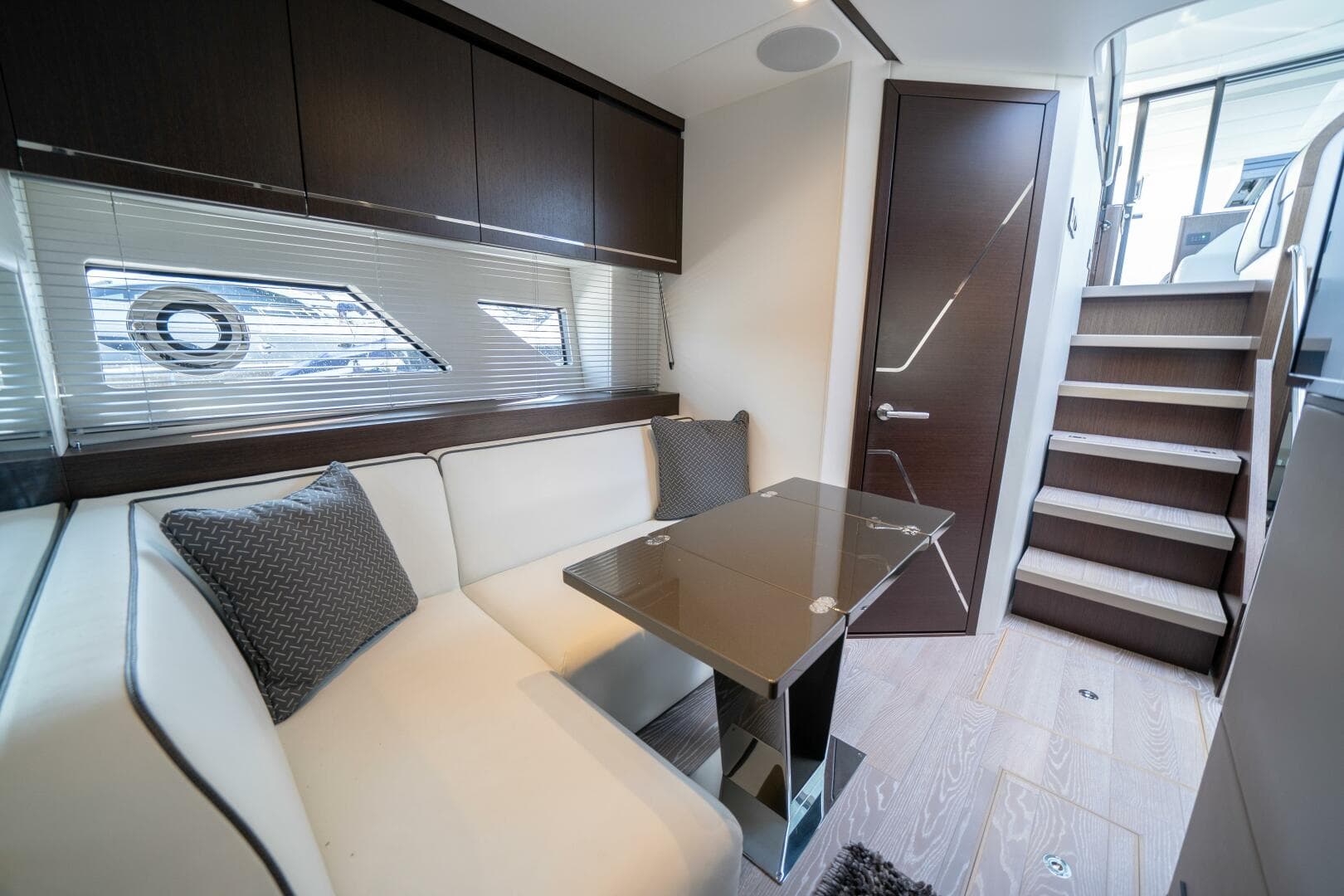 2022 Sunseeker 60 Predator EVO