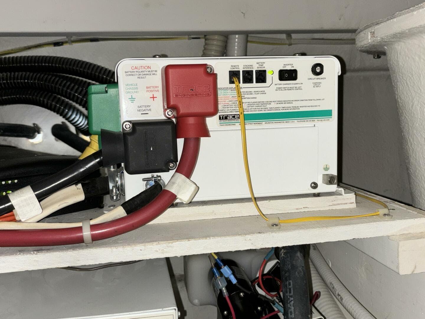 2000 Bayliner 3788 Command Bridge