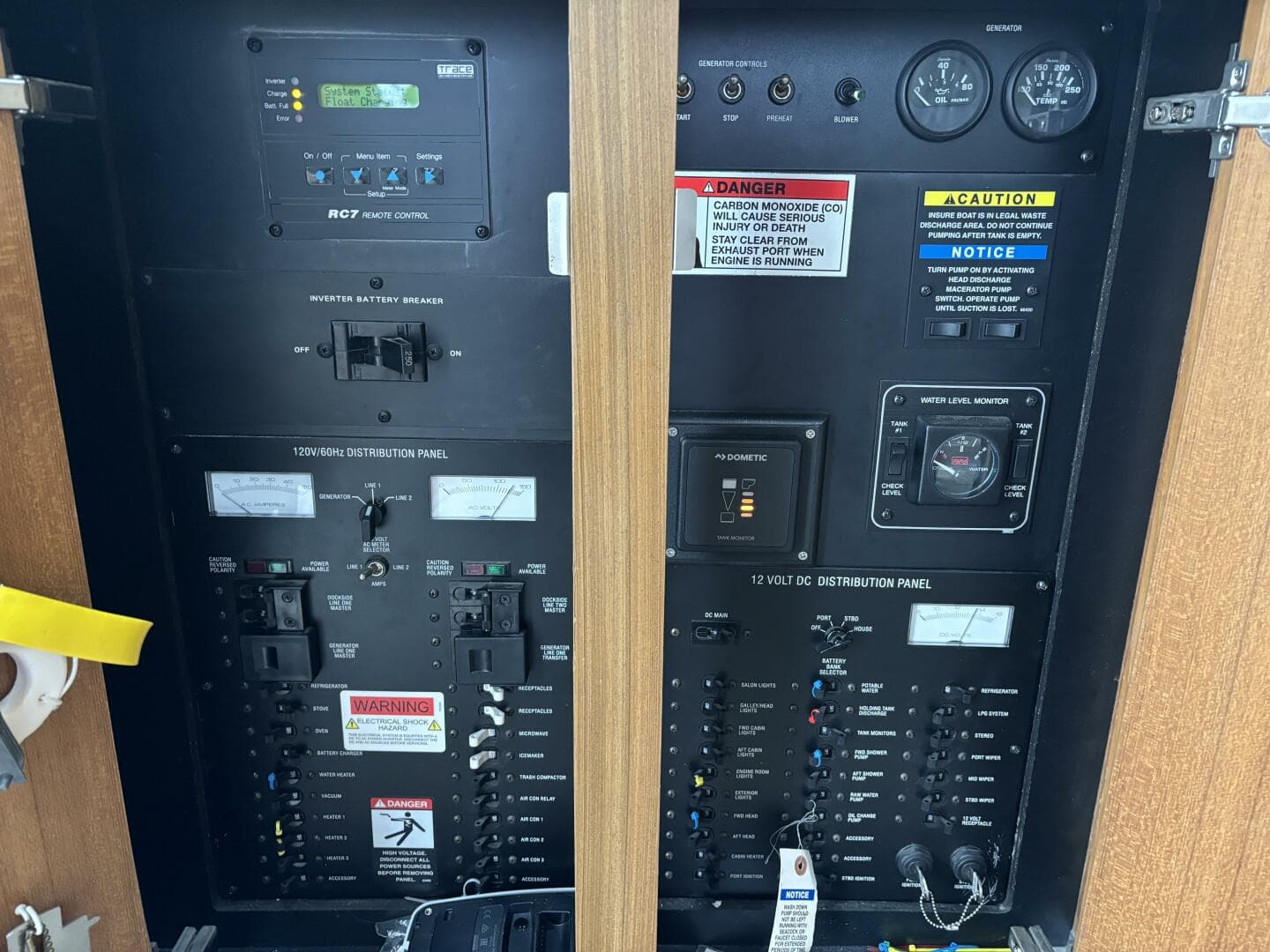 2000 Bayliner 3788 Command Bridge