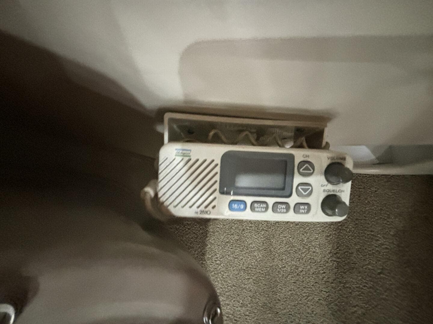 2000 Bayliner 3788 Command Bridge