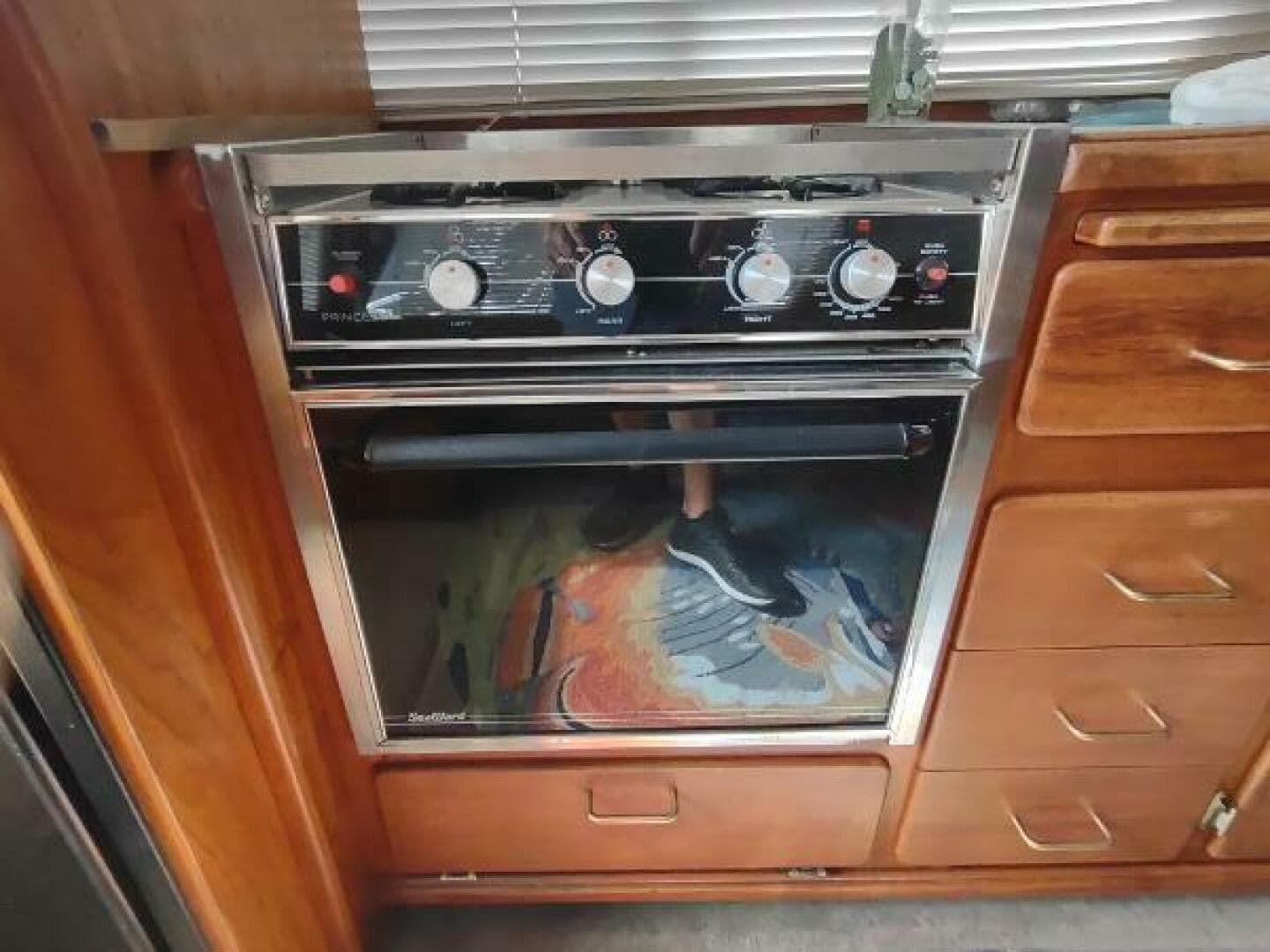 1988 Tollycraft 34 Sport Sedan