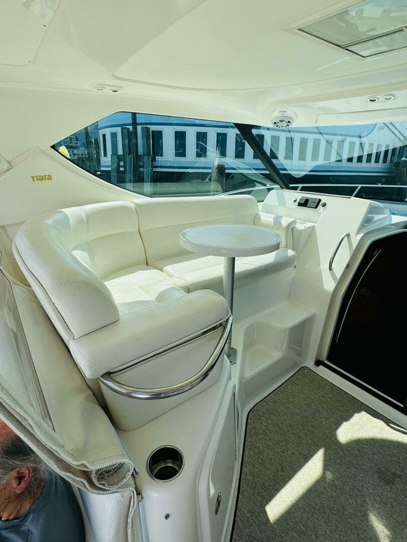 2007 Tiara Yachts 3900 Sovran