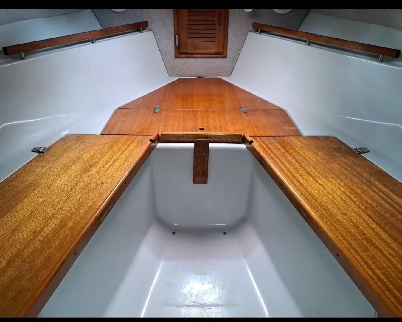 1988 Boston Whaler Temptation 2200