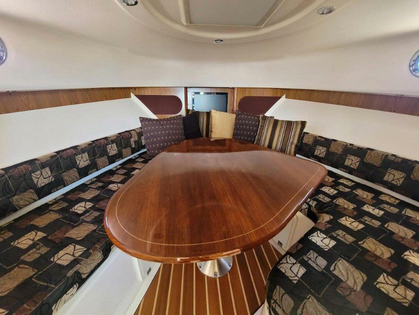 2013 Pursuit 345 Offshore