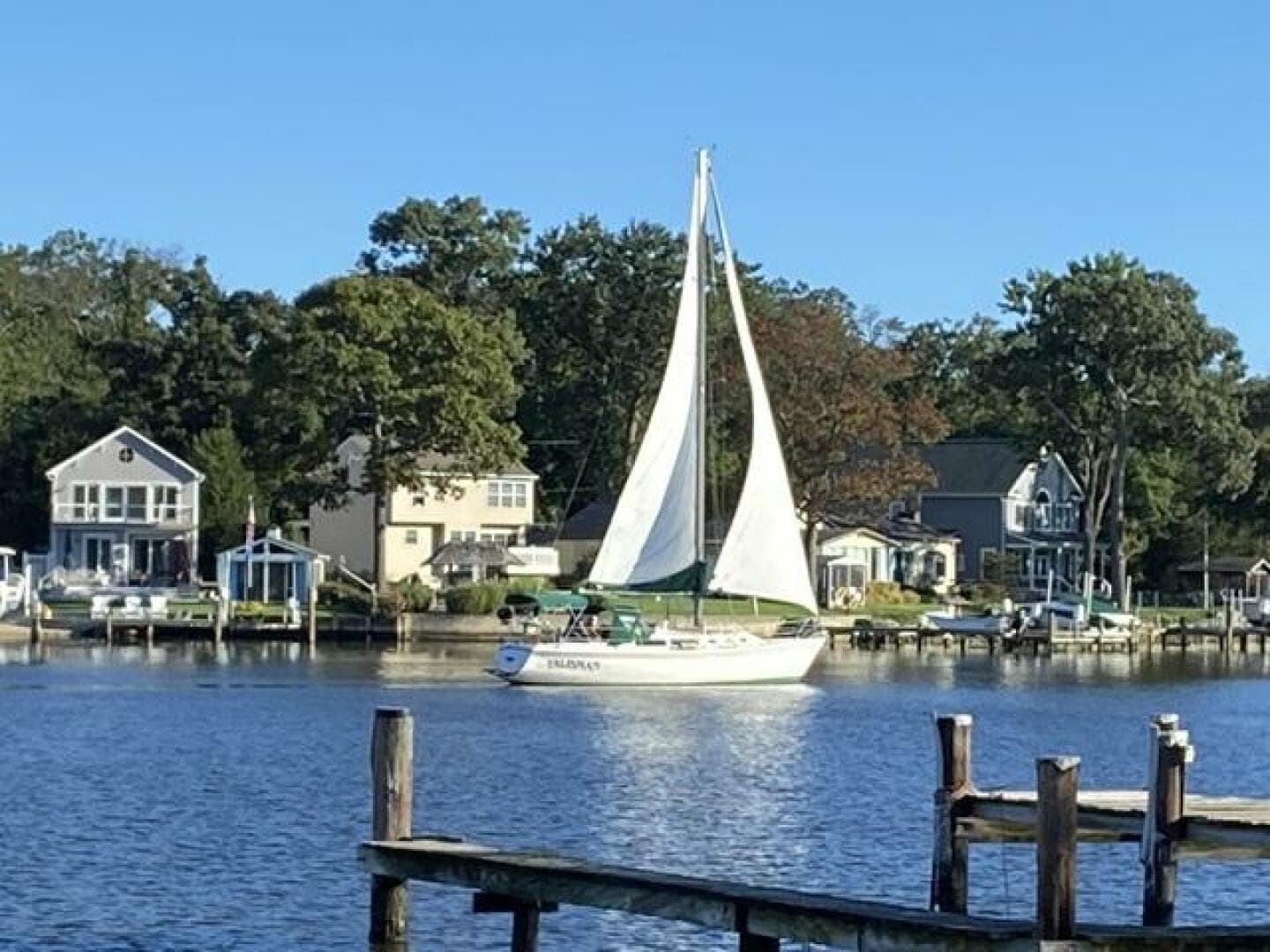 34' Catalina underway5