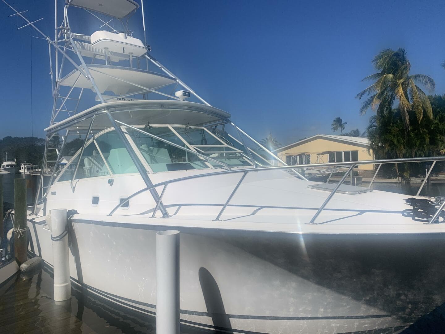 2002 Cabo 35 Express