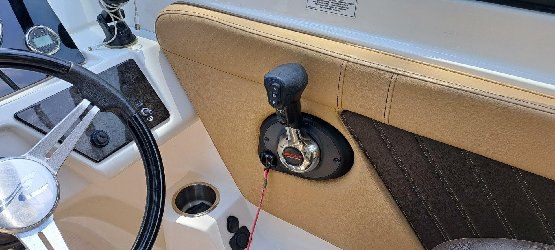 2019 Sea Ray SPX 230 OB