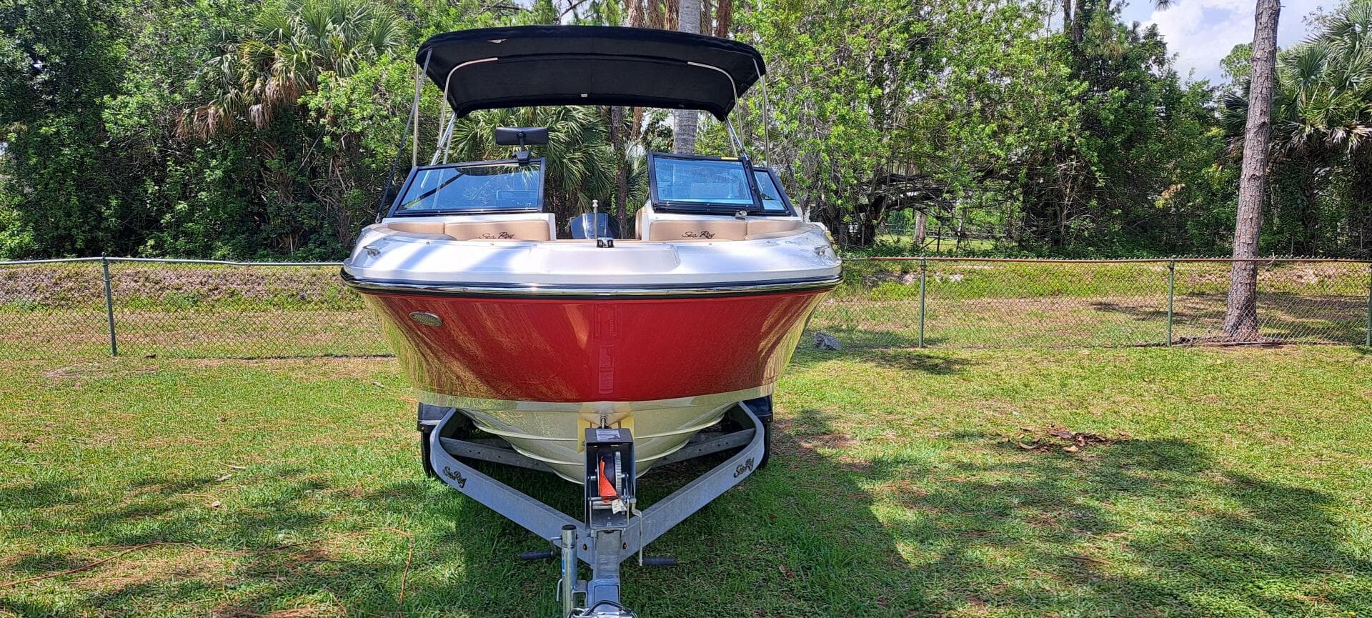 2019 Sea Ray SPX 230 OB