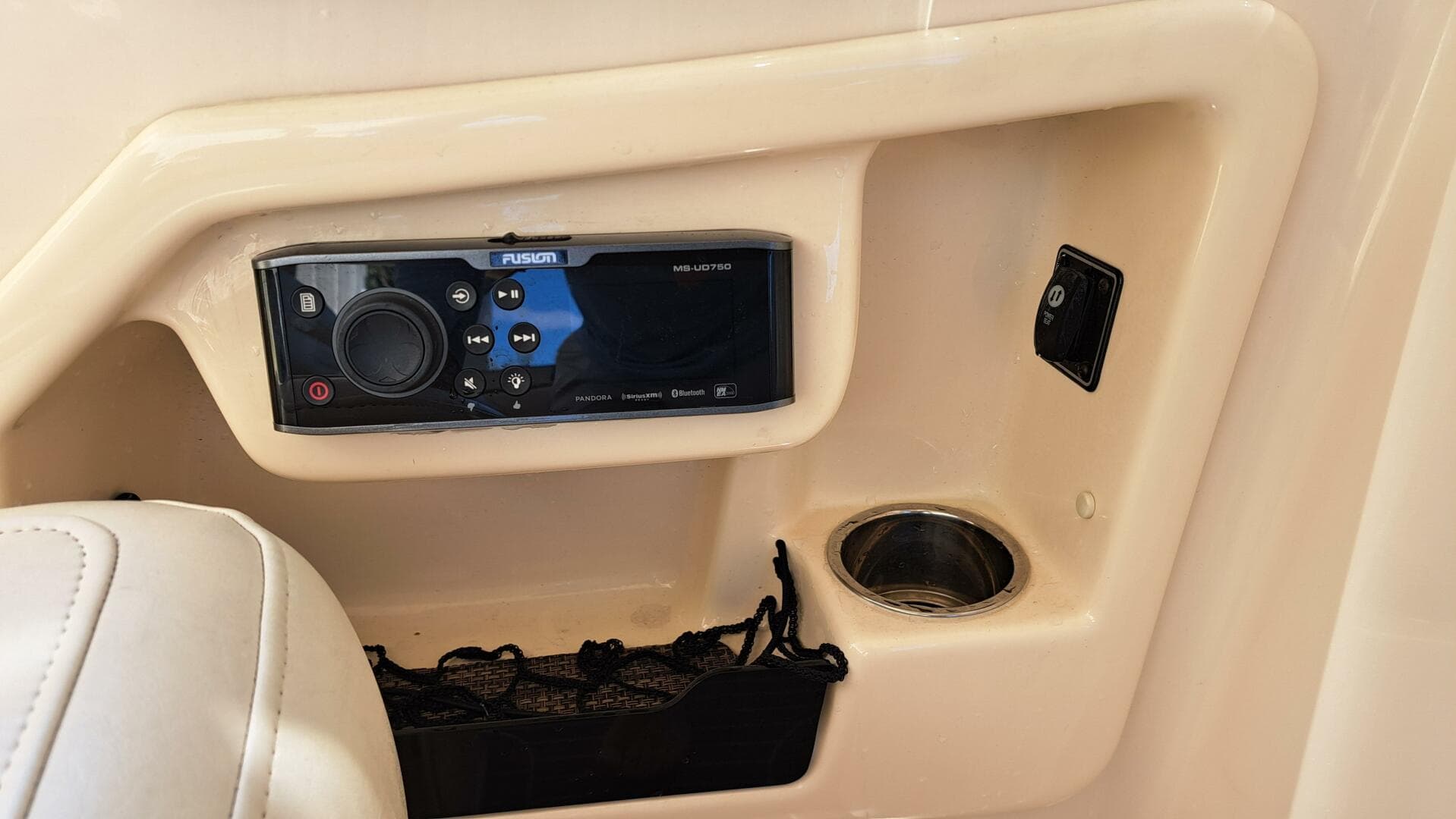 2018 Grady-White Freedom 285