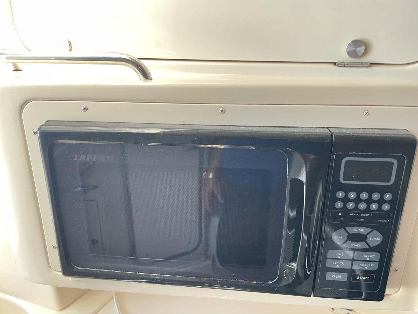 2005 Grady-White 330 Express