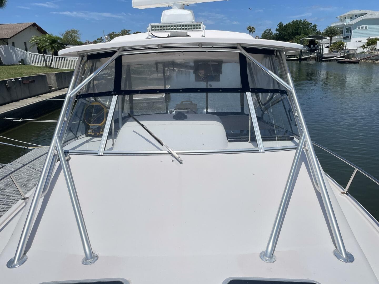 2005 Grady-White 330 Express