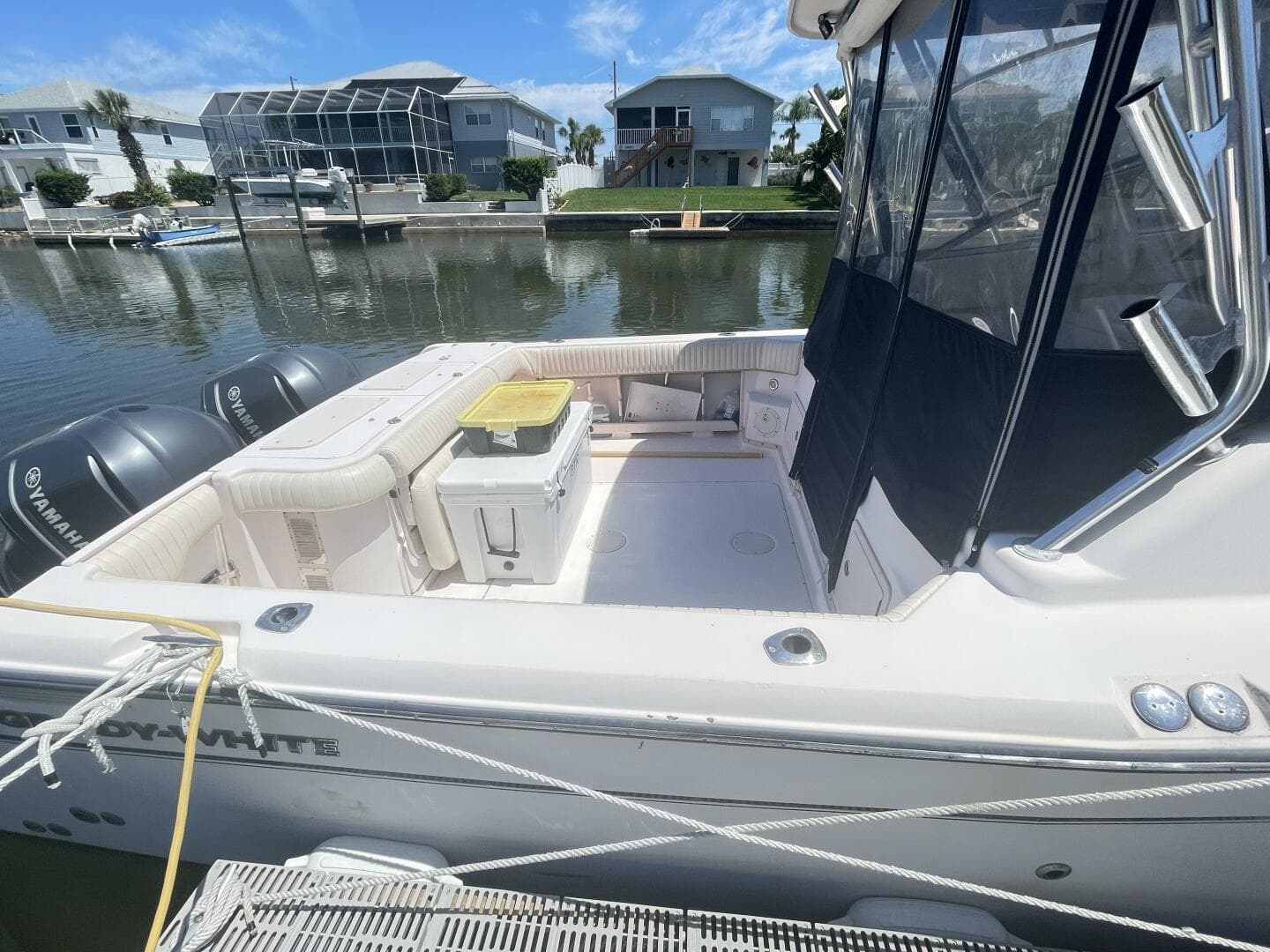 2005 Grady-White 330 Express