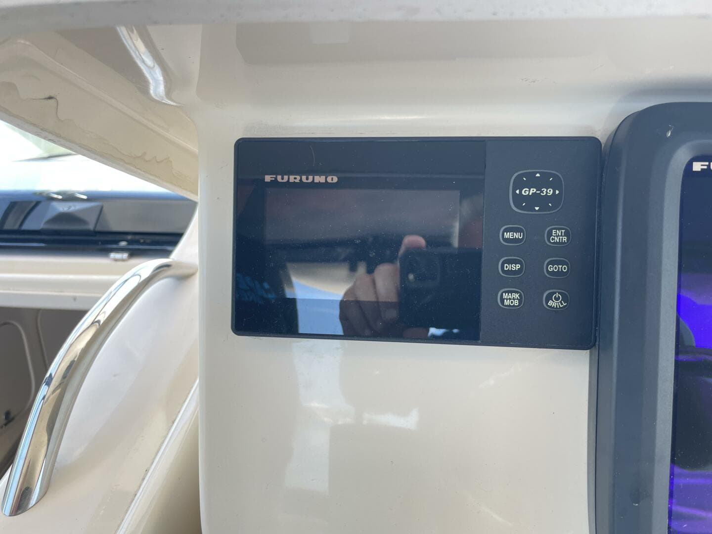 2005 Grady-White 330 Express