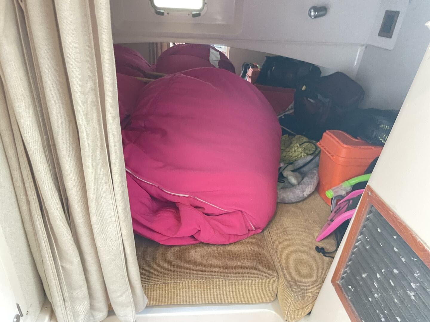 2005 Grady-White 330 Express