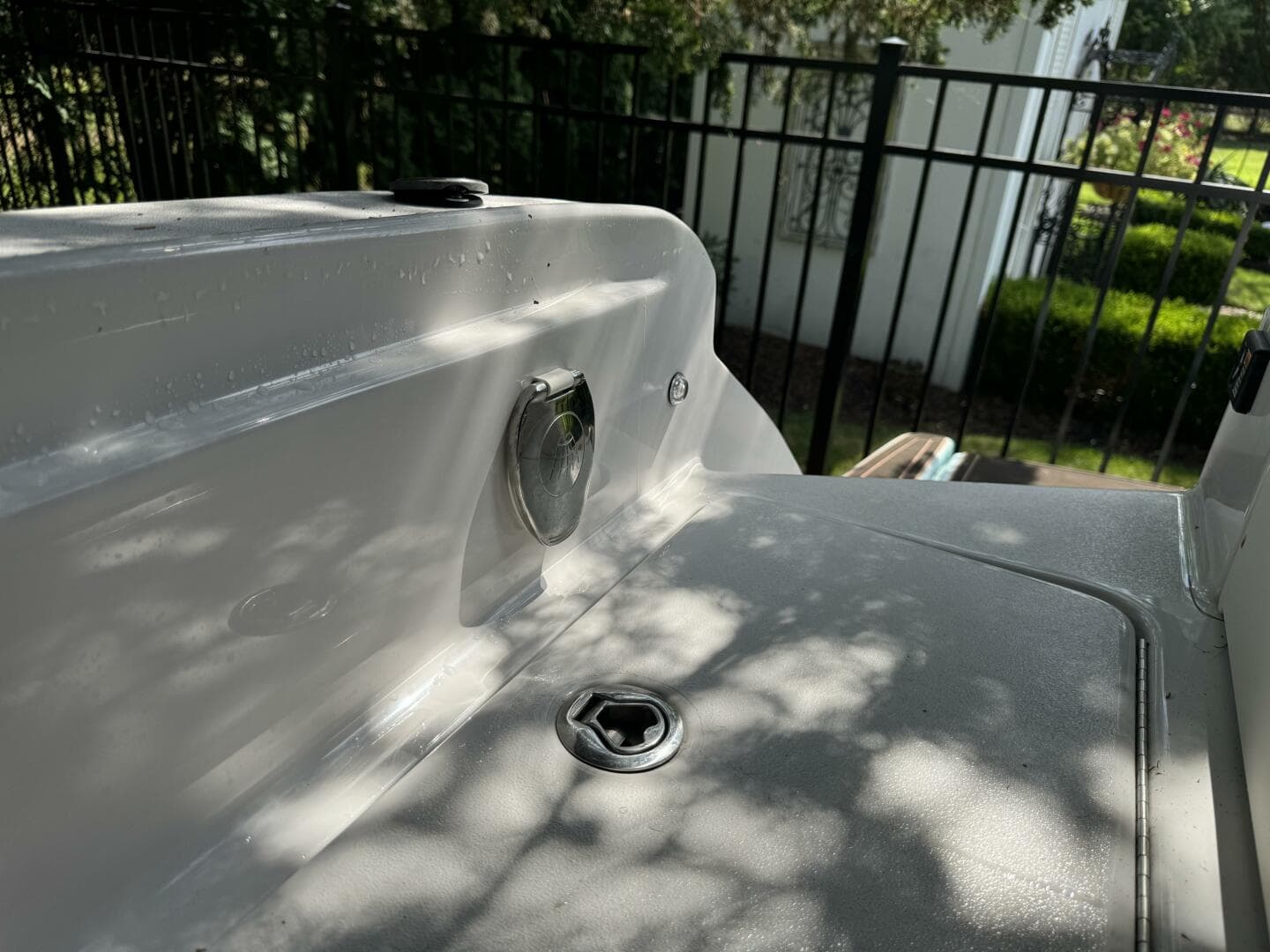 2019 Four Winns H230